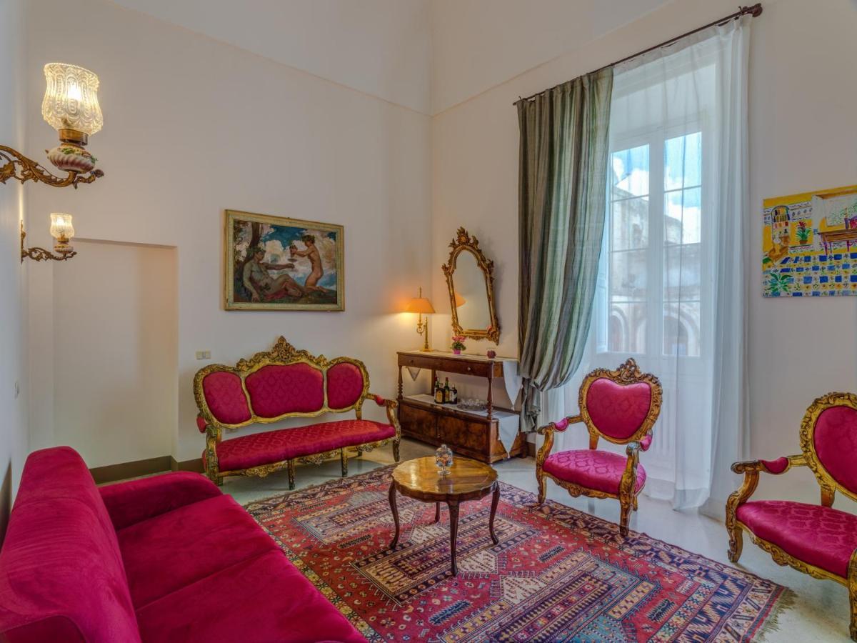 Dimora San Leucio Bed & Breakfast Lecce Exterior photo