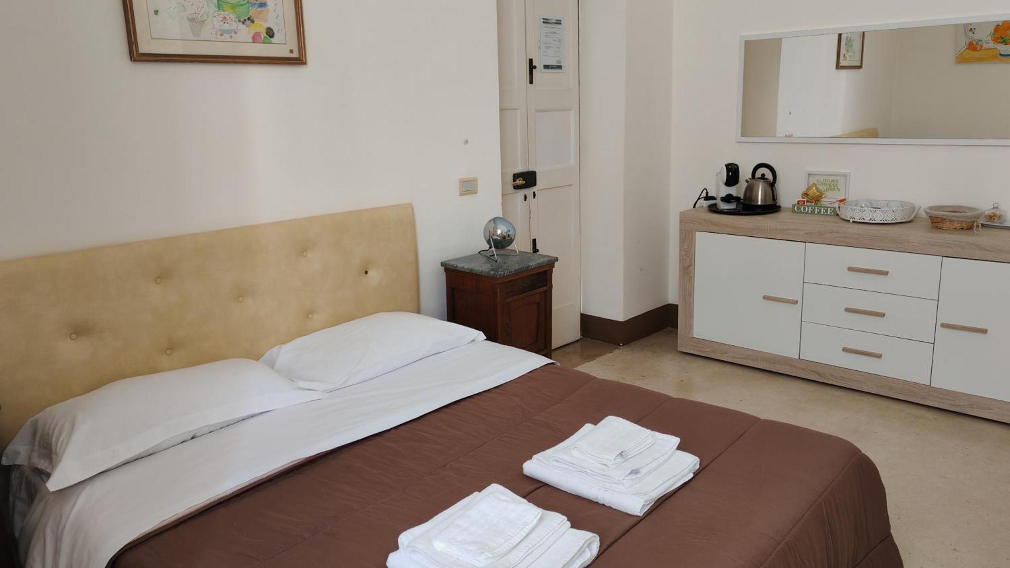 Dimora San Leucio Bed & Breakfast Lecce Exterior photo